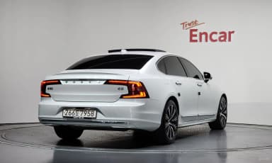 S90
