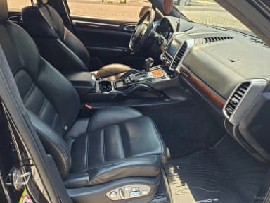 New Cayenne
