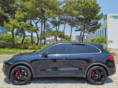 New Cayenne