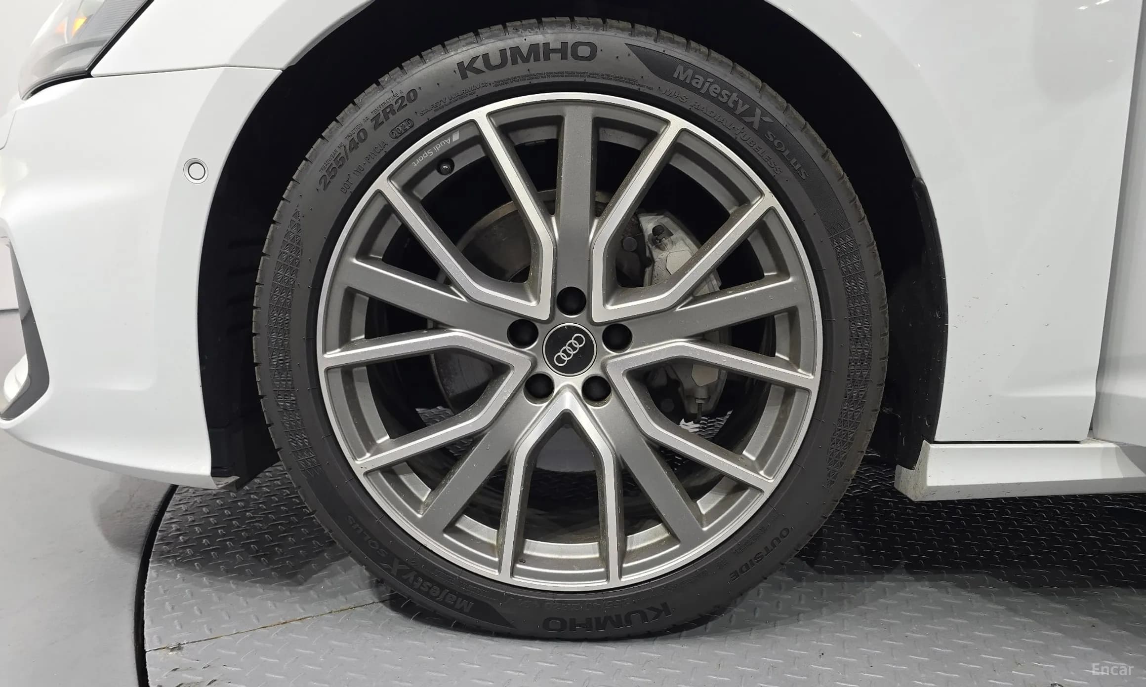 A6 (C8)