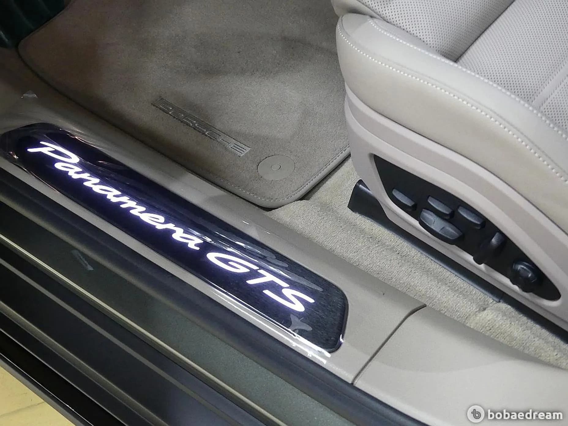 Panamera (976)