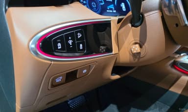 GV70