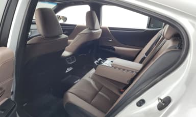 ES300h 7th Generation
