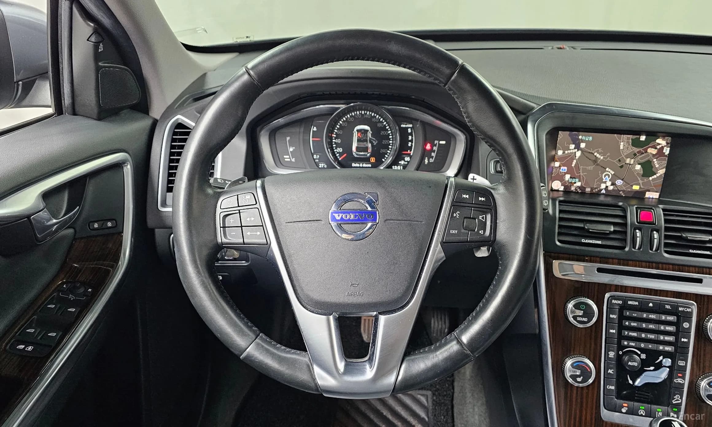 XC60