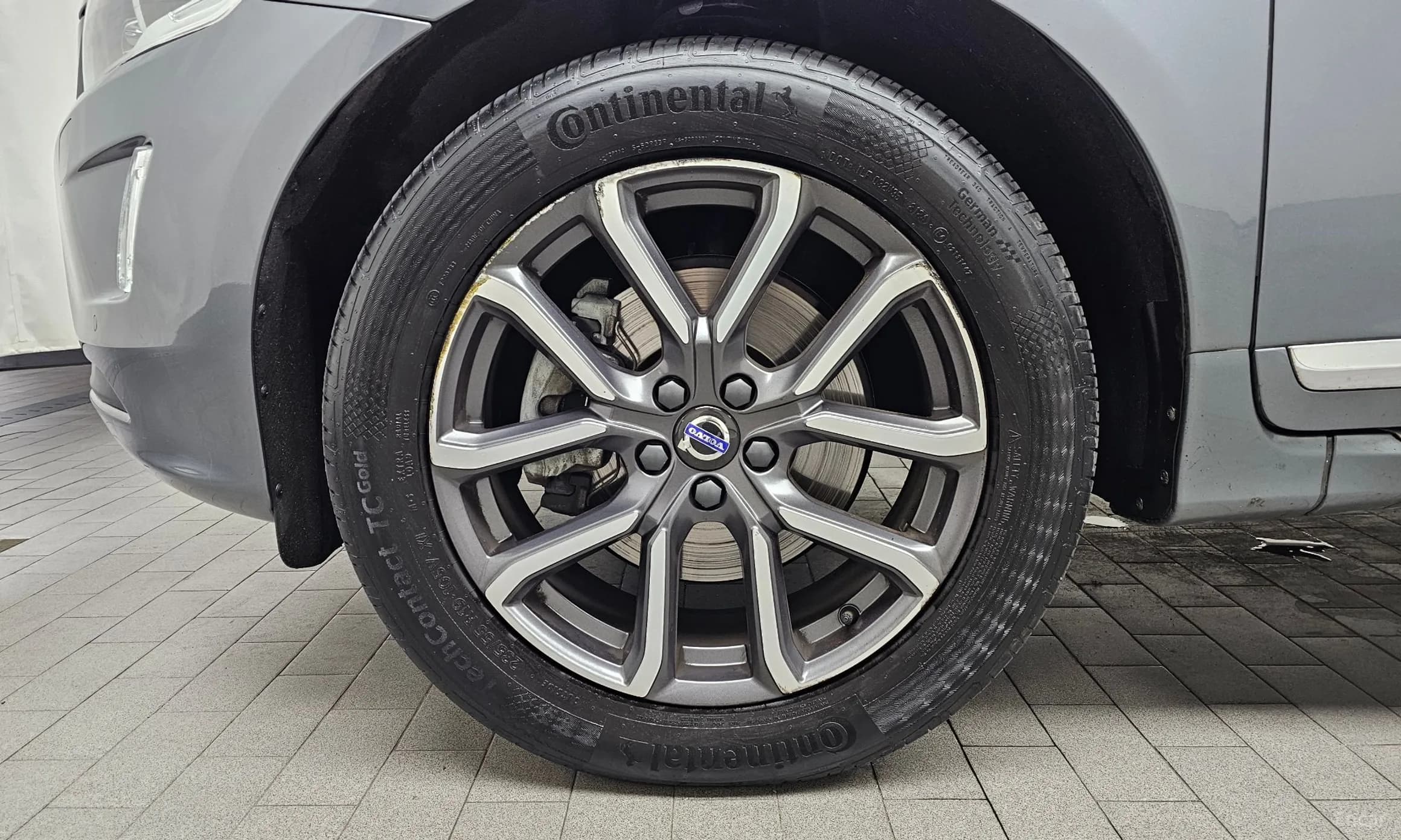 XC60