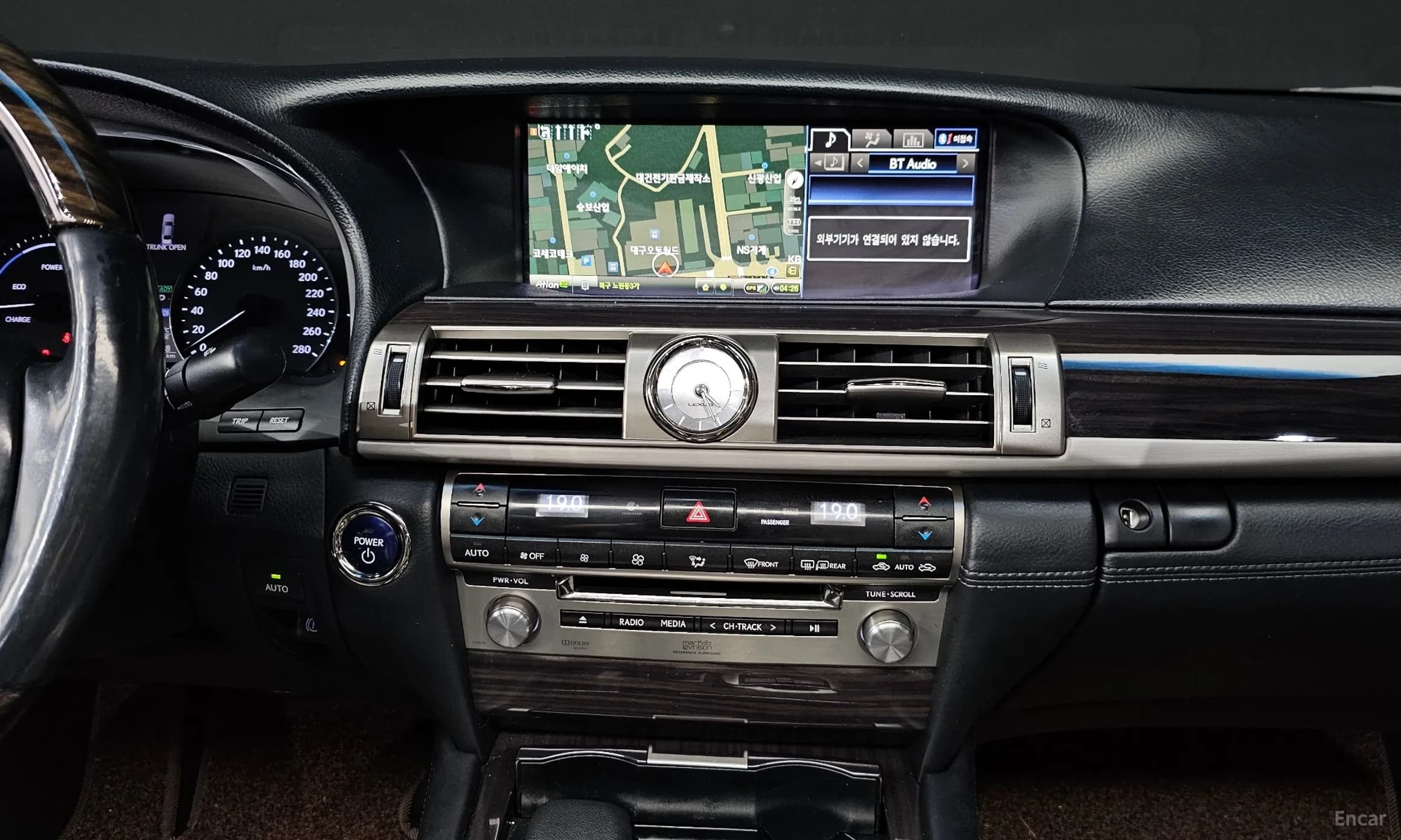 LS600hL