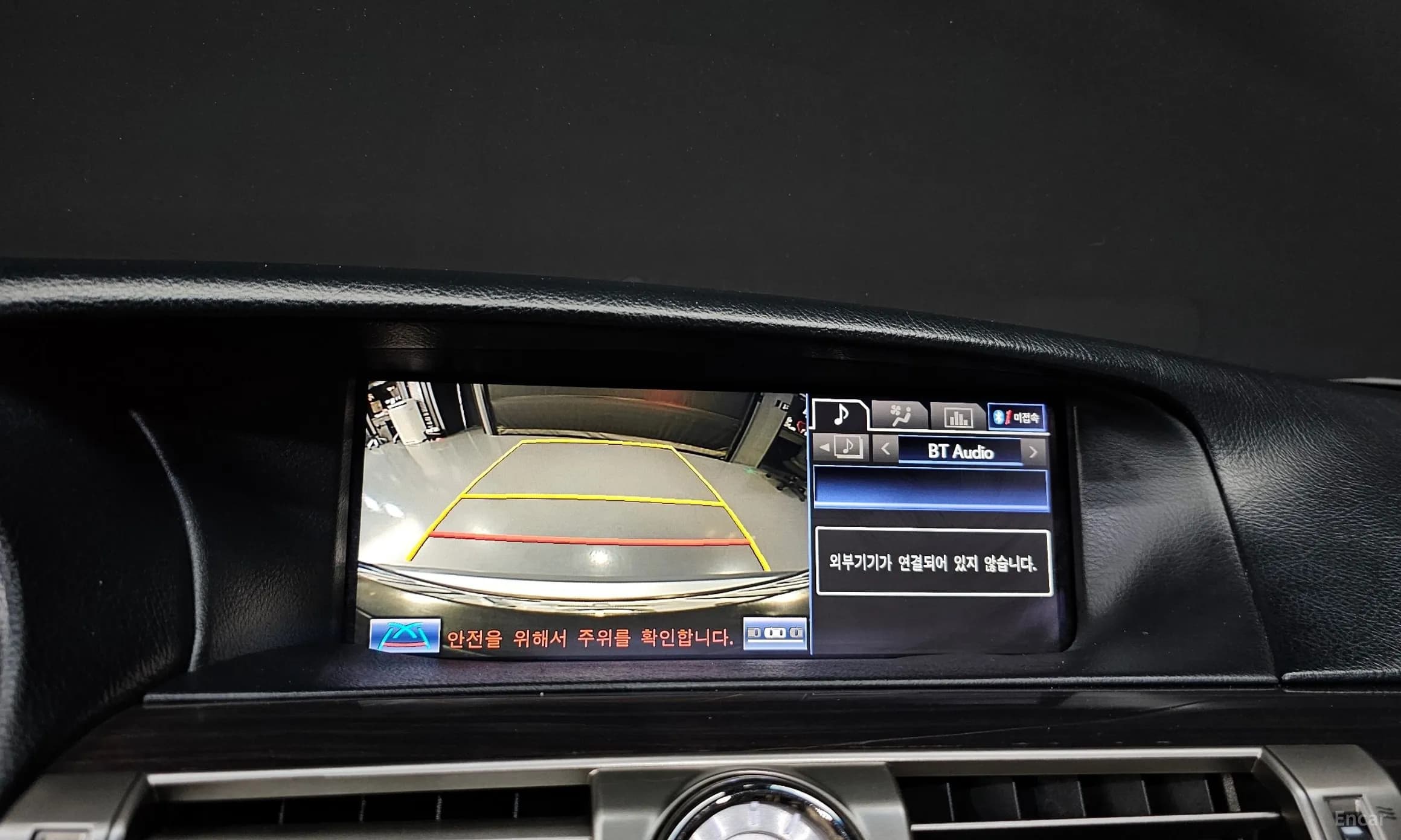 LS600hL
