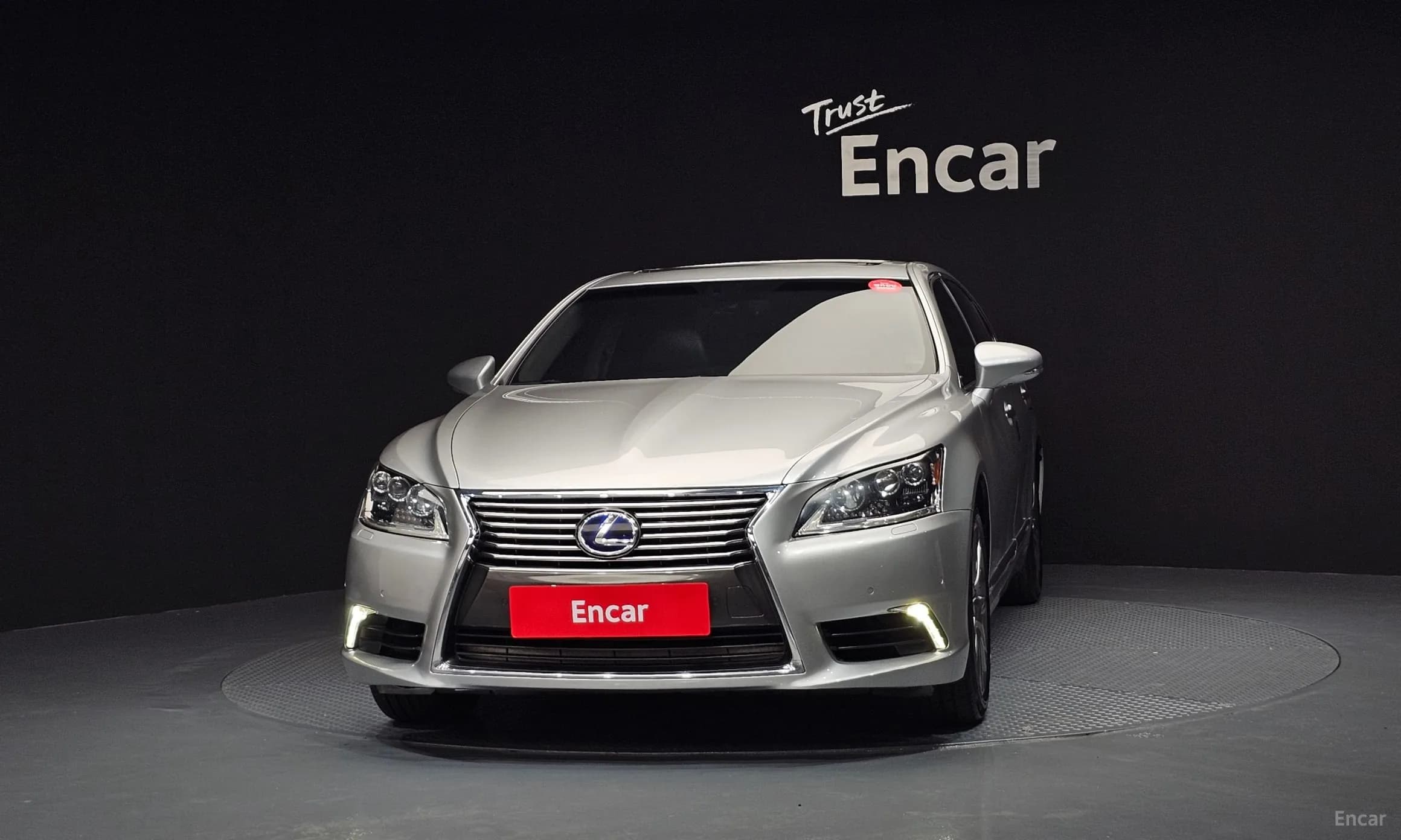 LS600hL
