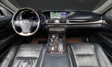 LS600hL