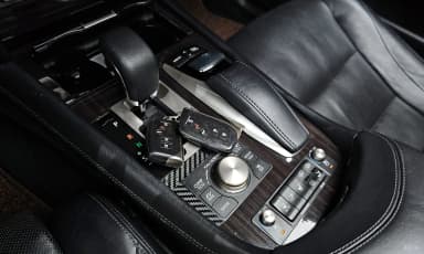 LS600hL