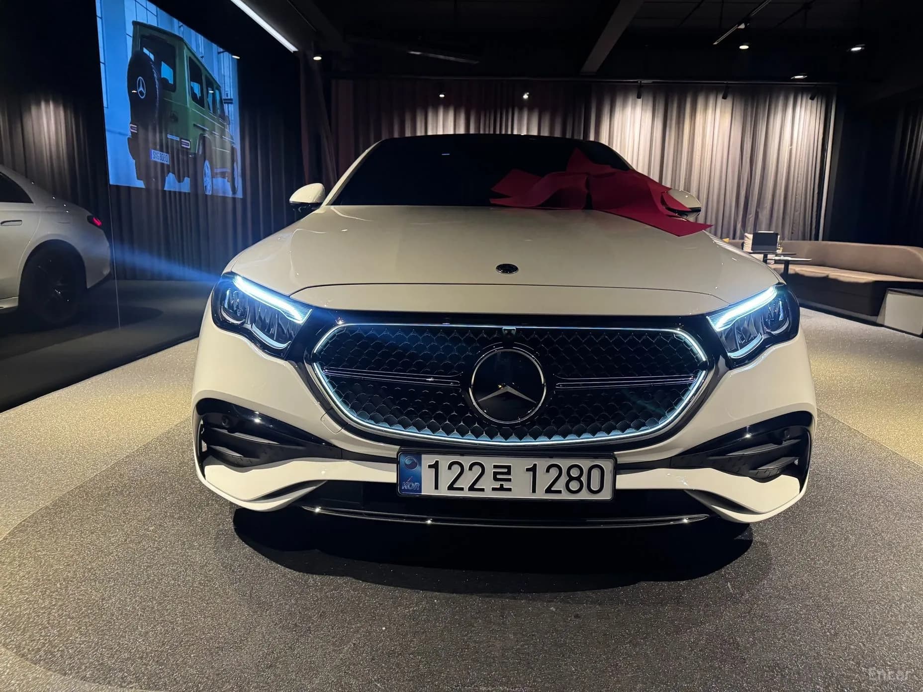 E-Class W214