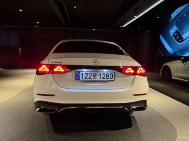 E-Class W214