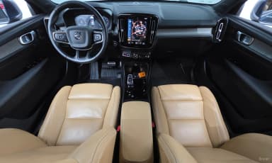 XC40