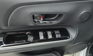 Prius C