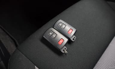 Prius C