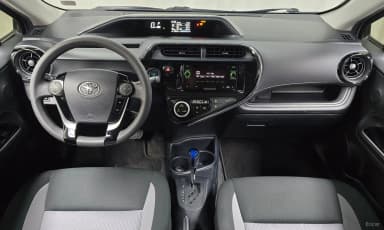 Prius C