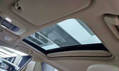 Camry (XV70)