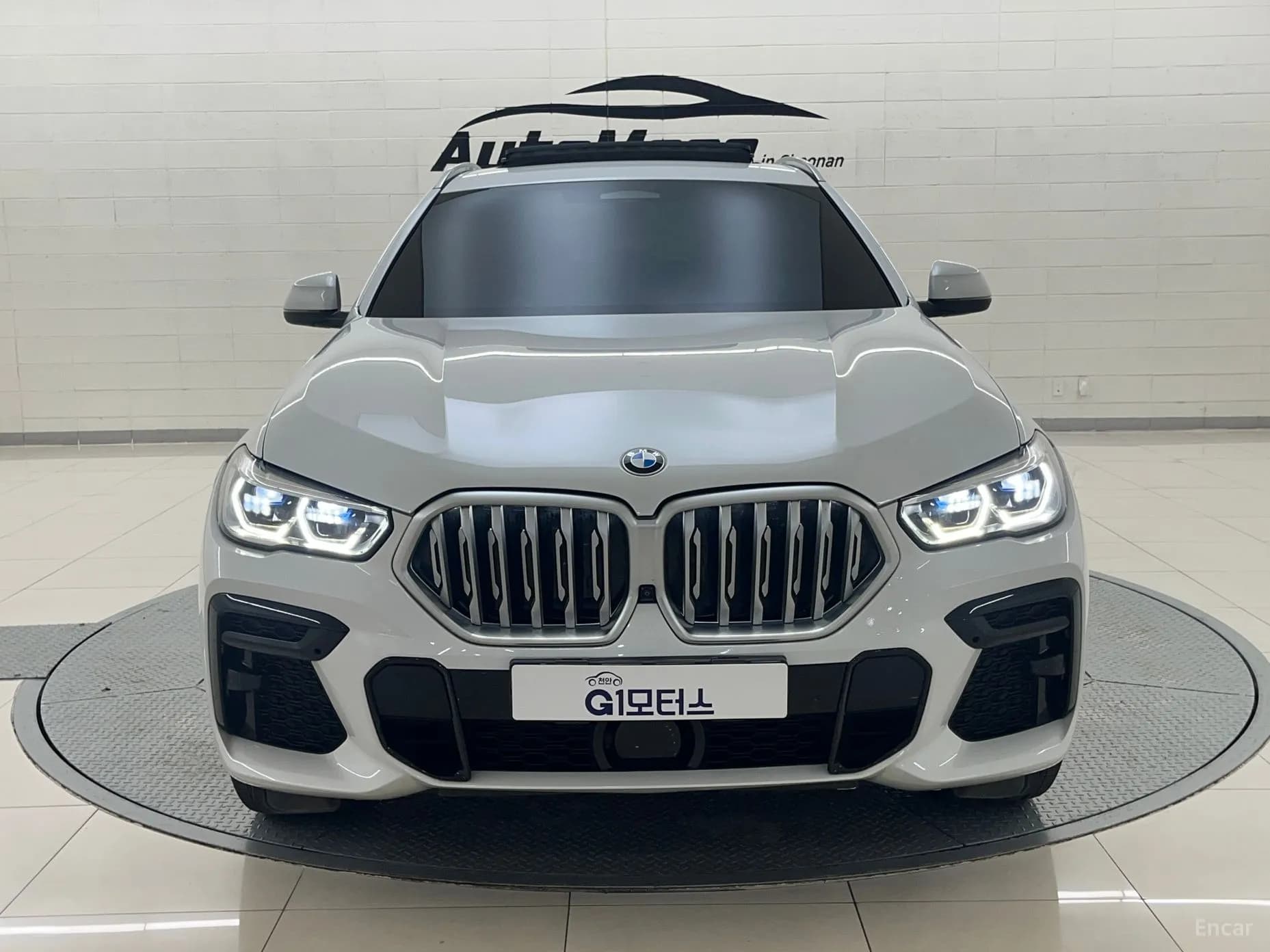 X6 (G06)