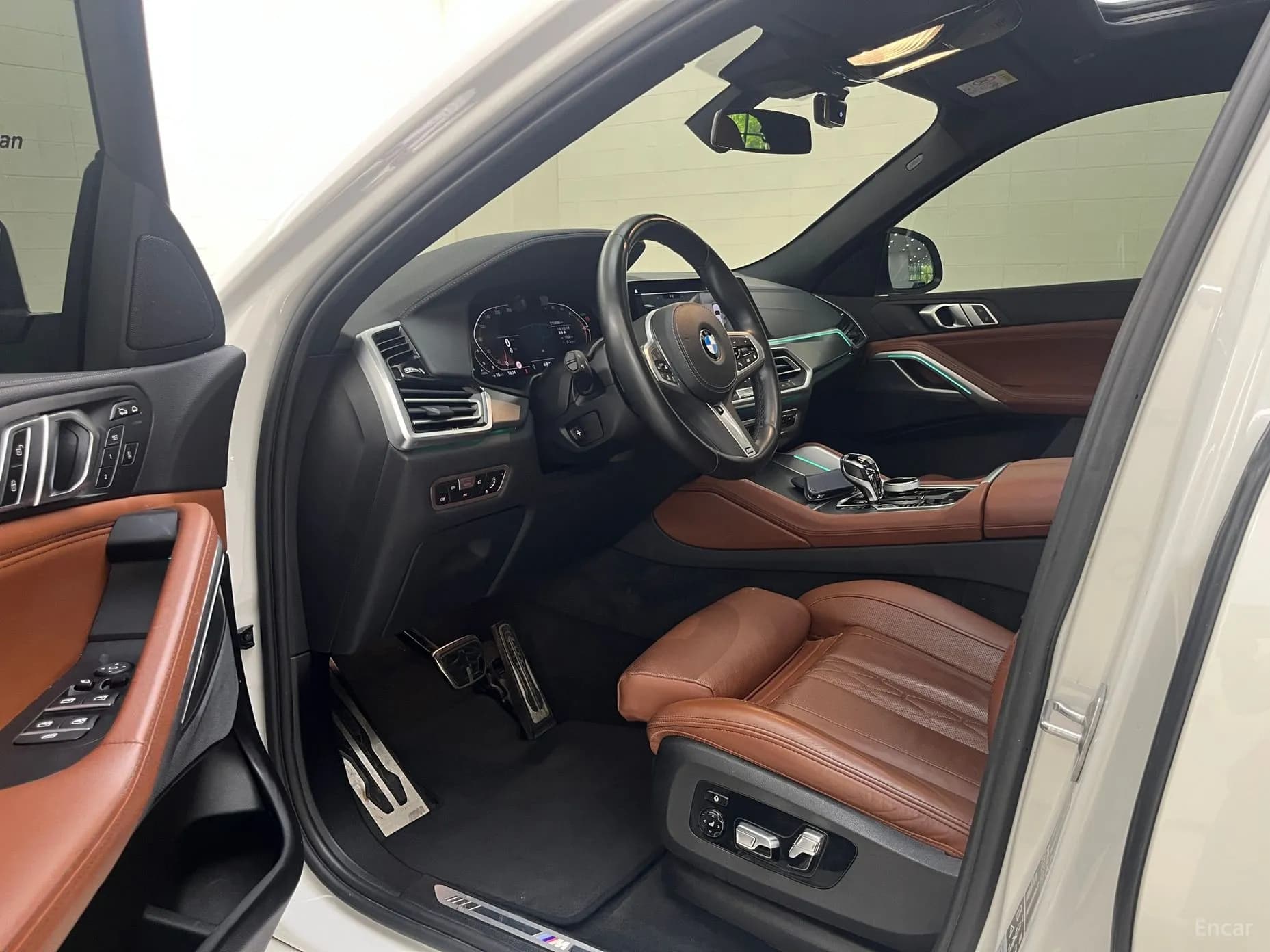 X6 (G06)
