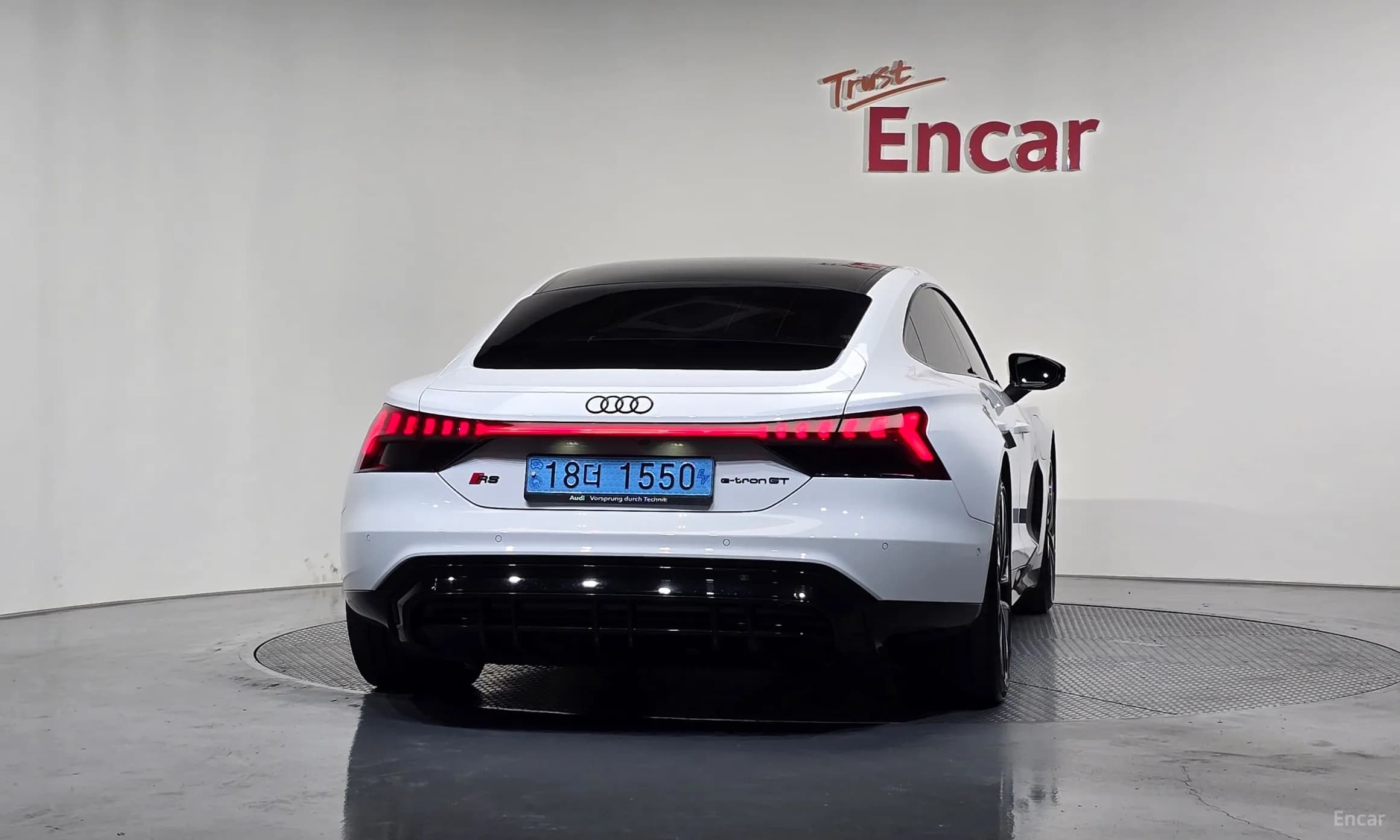 e-tron GT