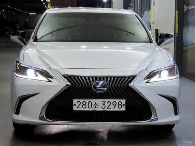 ES300h 7th Generation