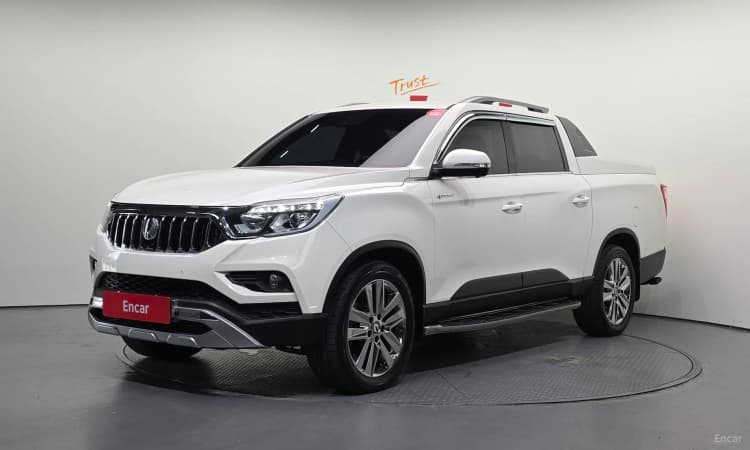 Rexton Sports Khan