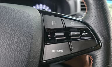 Rexton Sports Khan