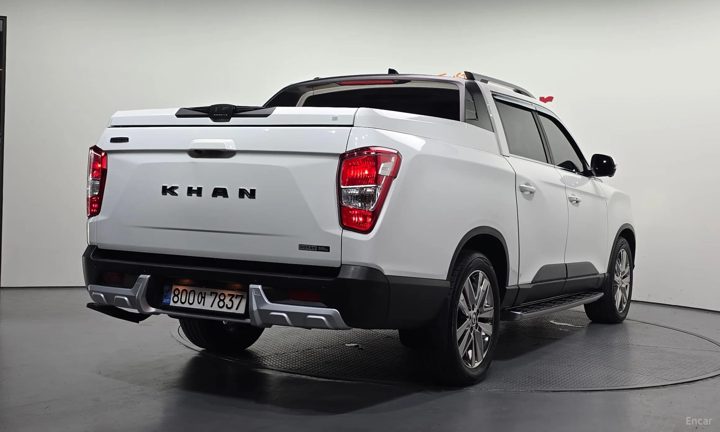 Rexton Sports Khan