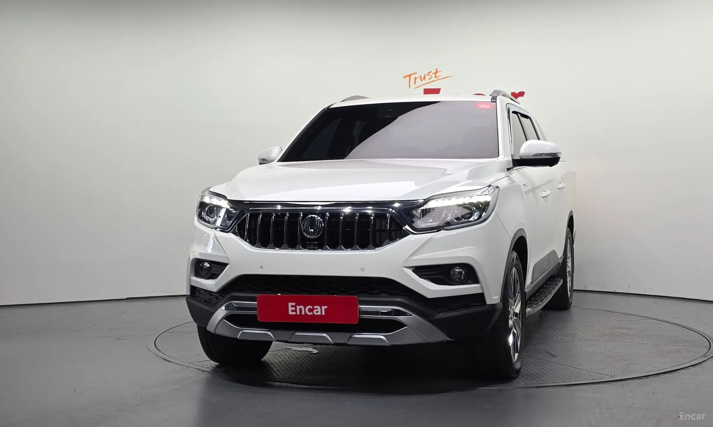 Rexton Sports Khan