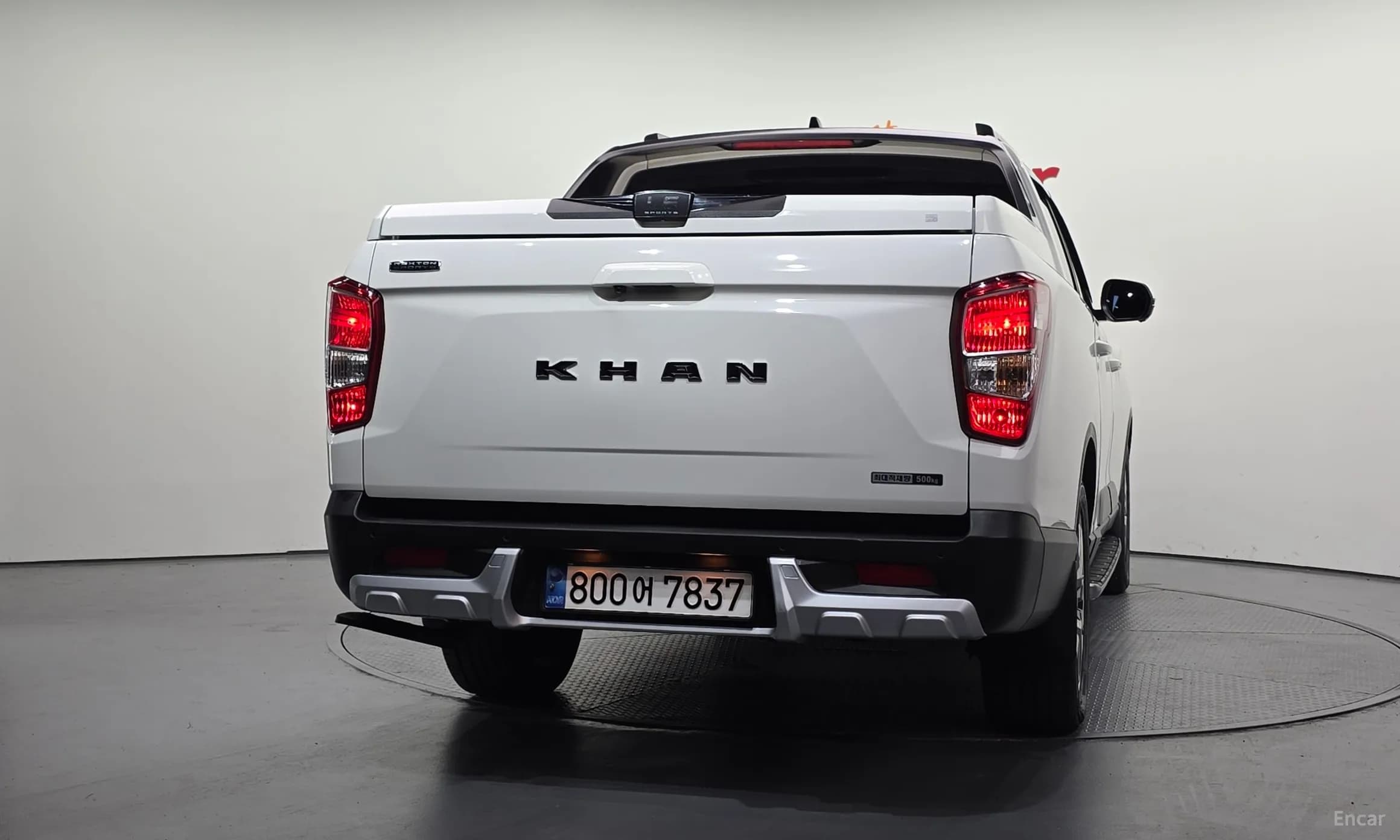 Rexton Sports Khan