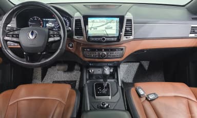 Rexton Sports Khan
