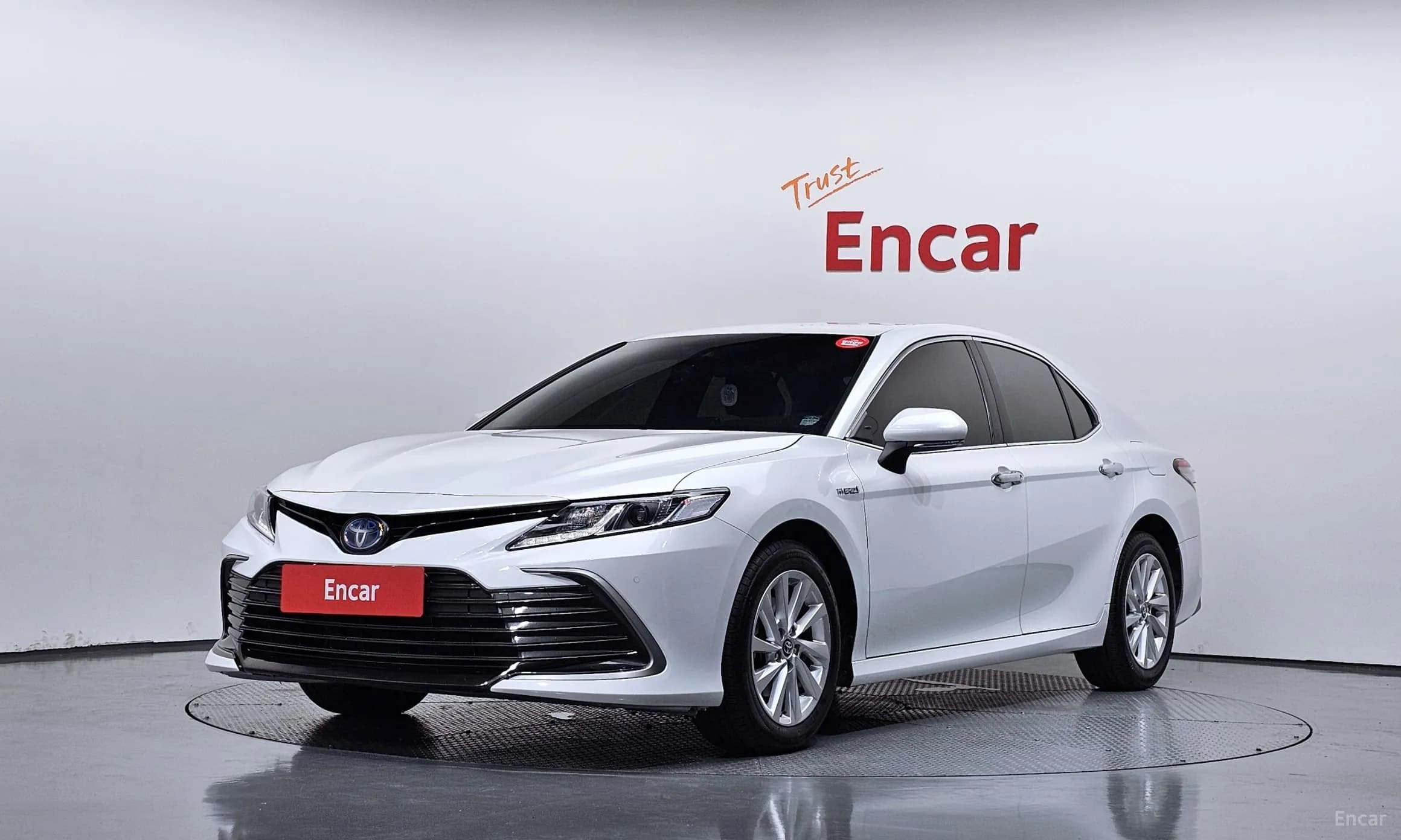 Camry (XV70)