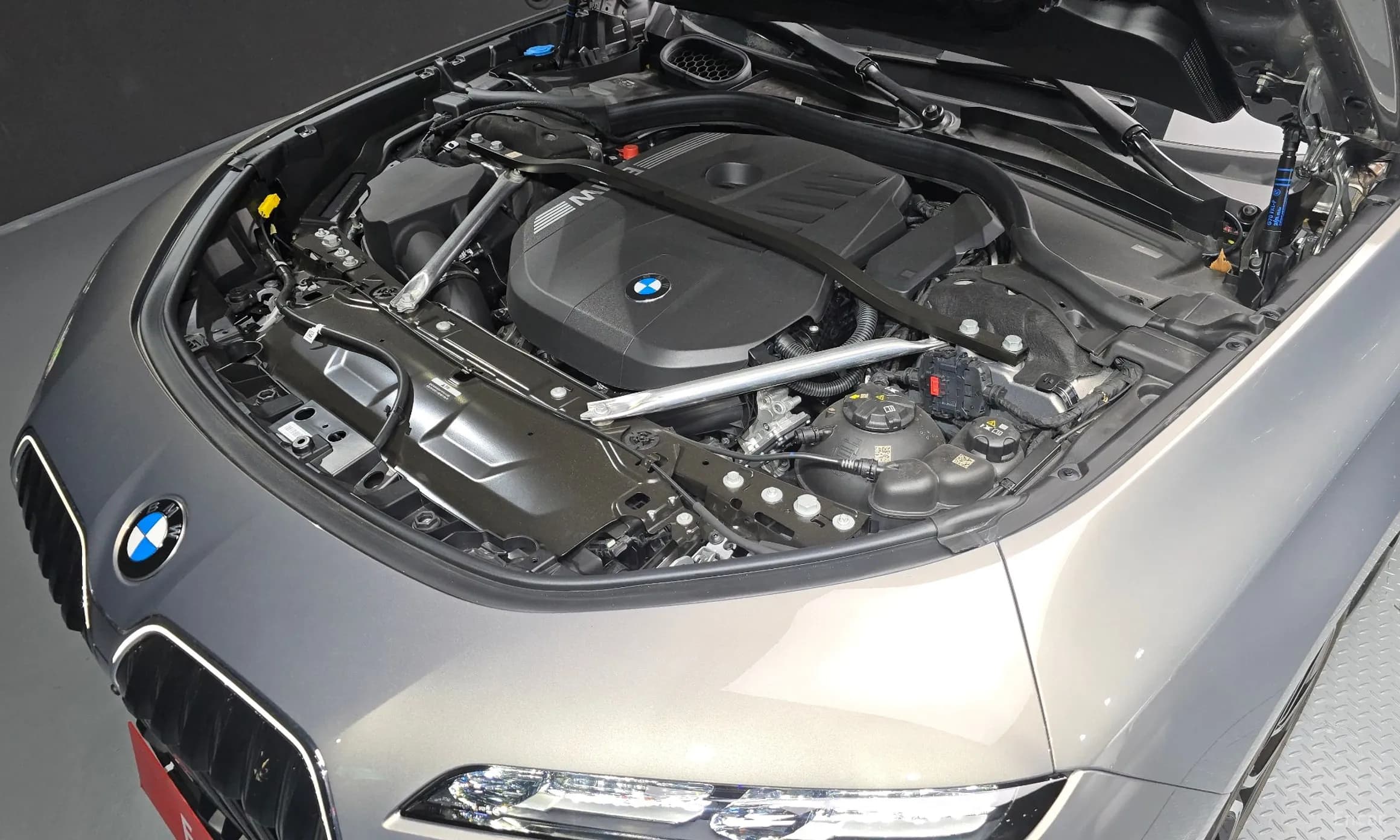7 Series (G70)