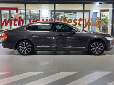 S90