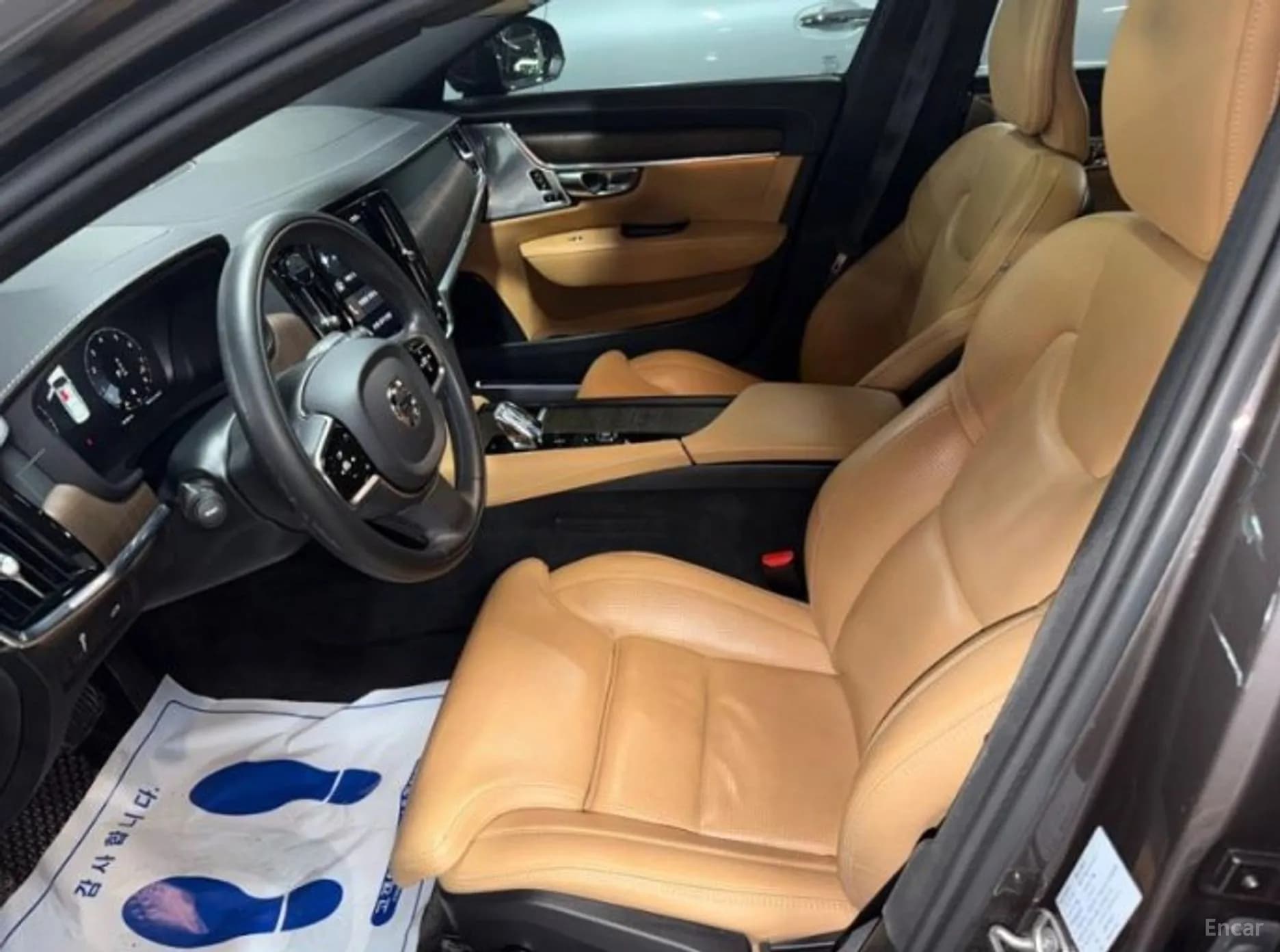 S90