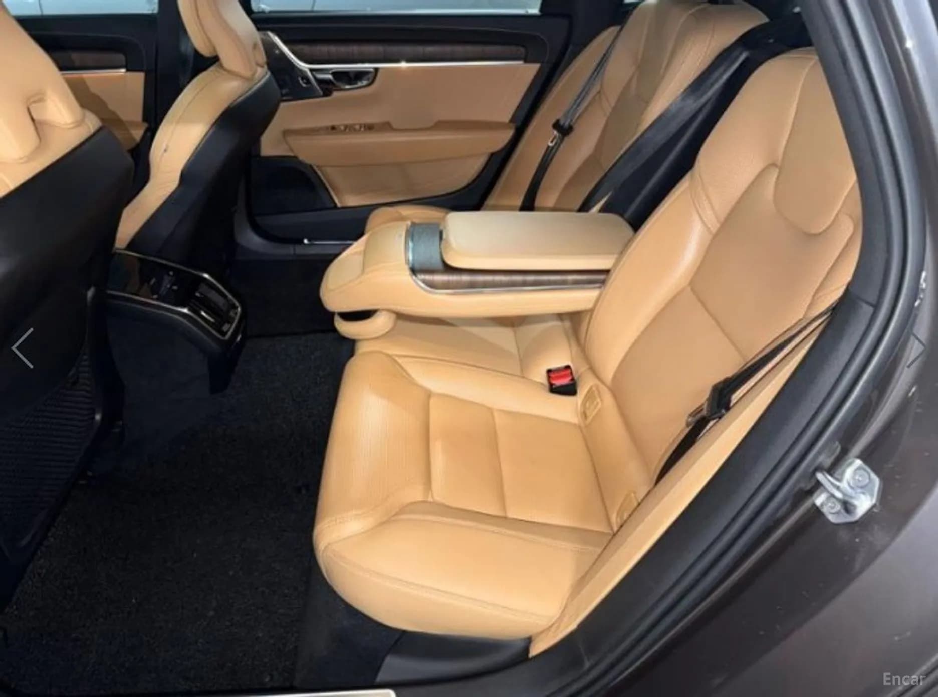 S90