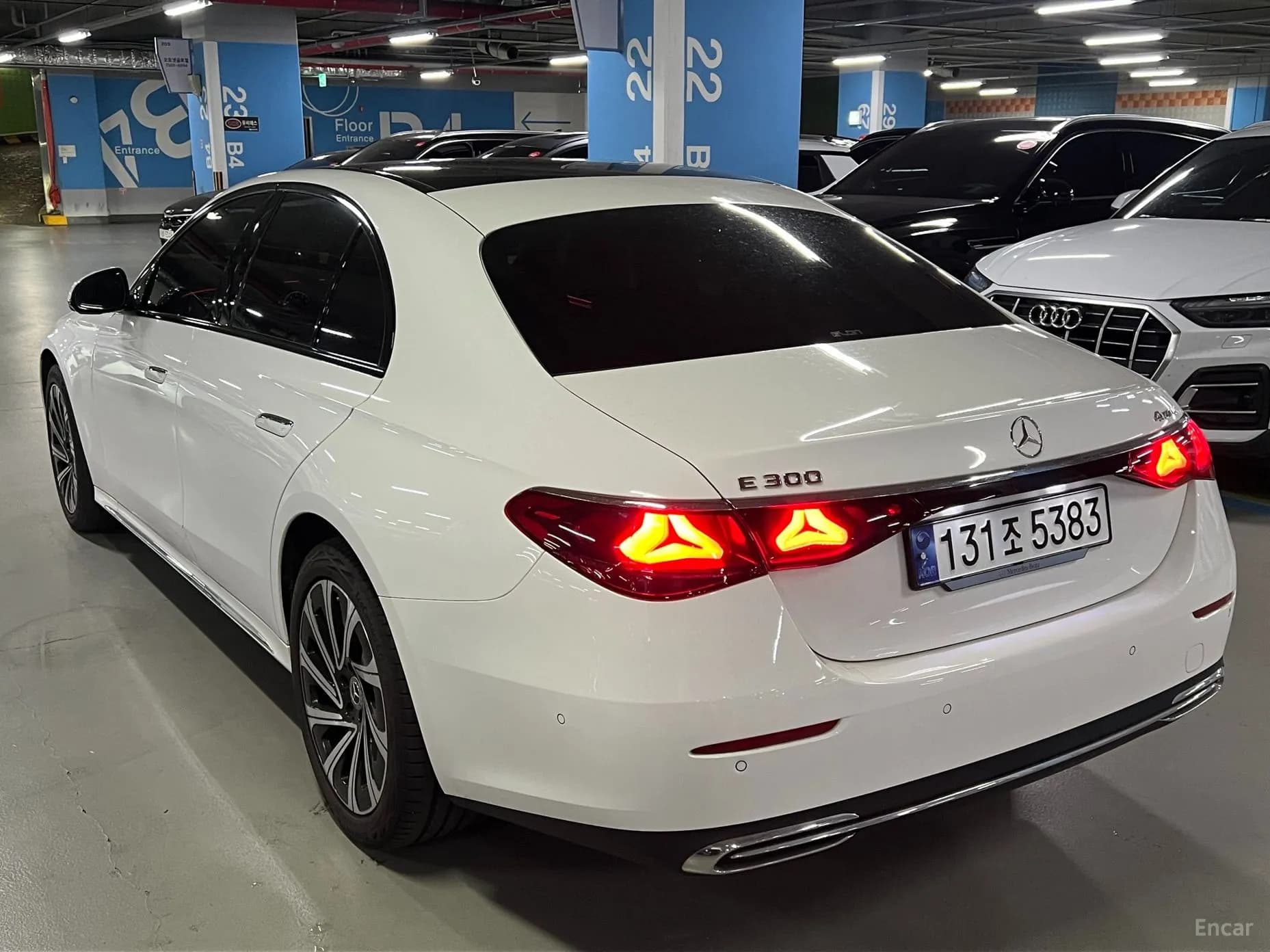 E-Class W214