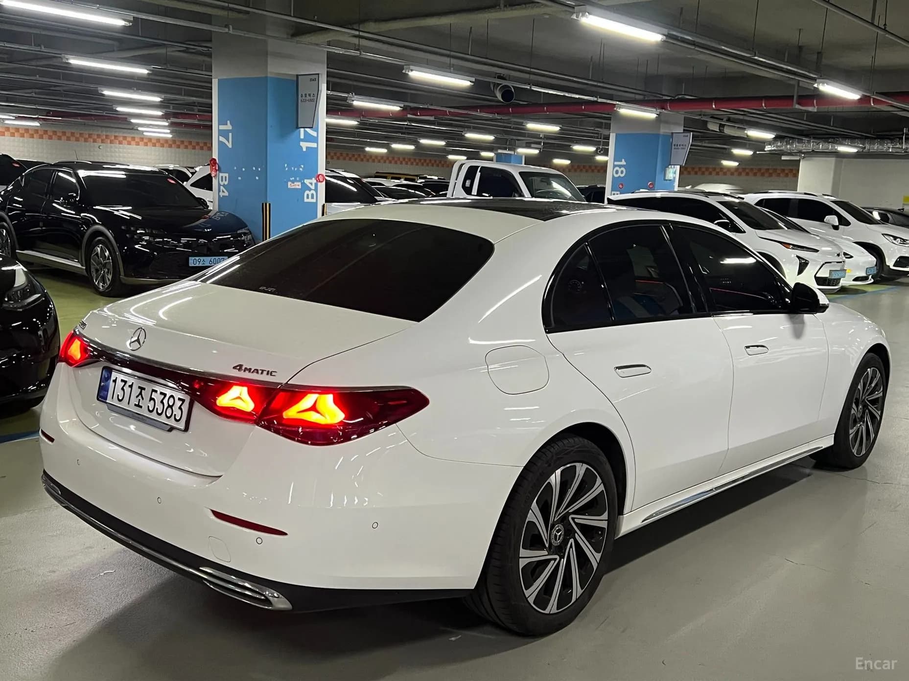 E-Class W214