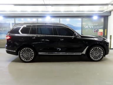 X7 (G07)