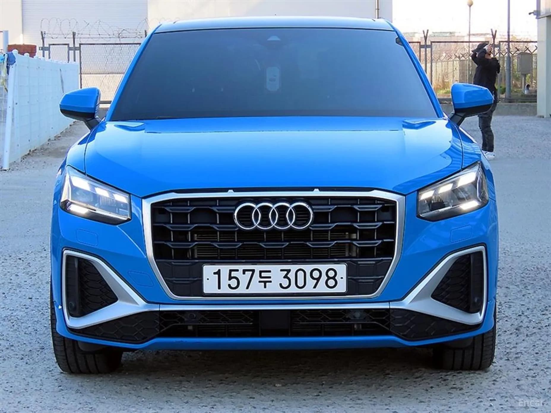 Q2