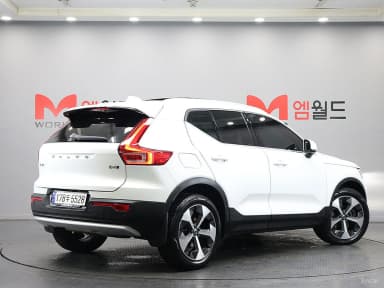 XC40
