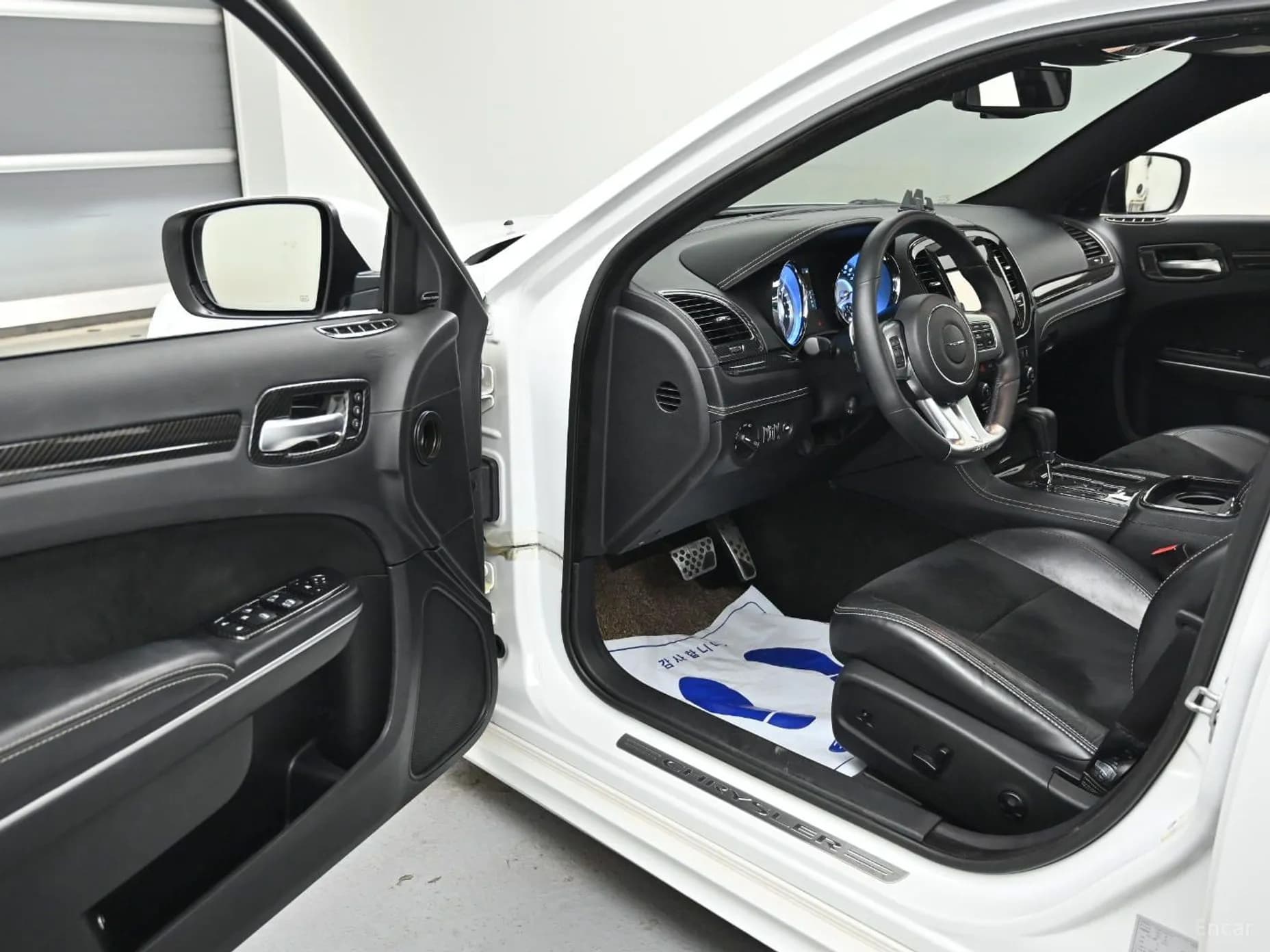 The New 300C