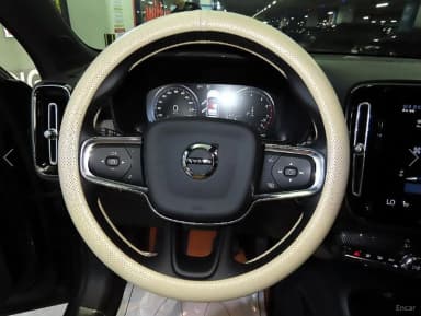 XC40