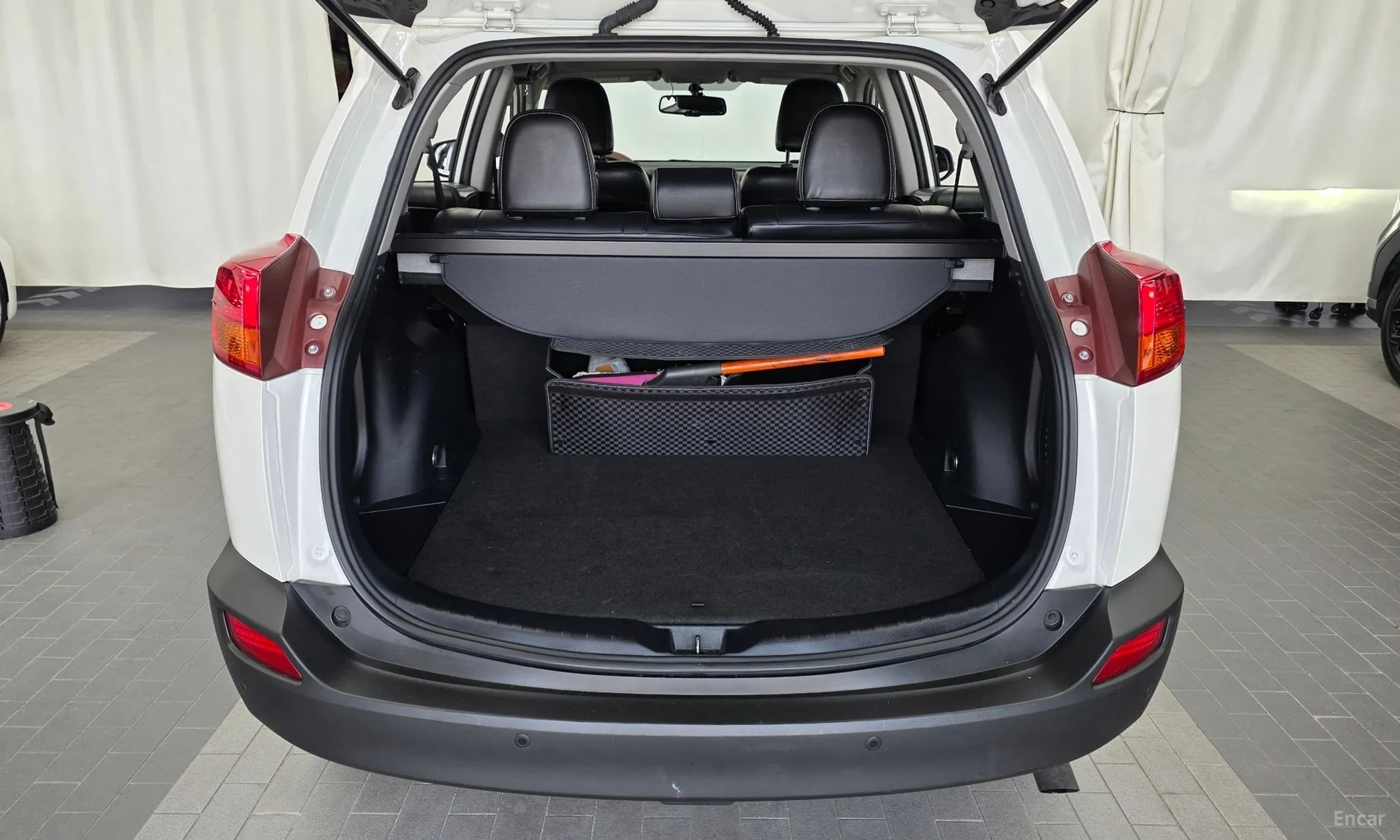 RAV4