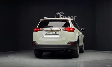 RAV4