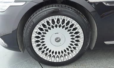 G90