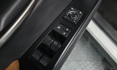 UX250h