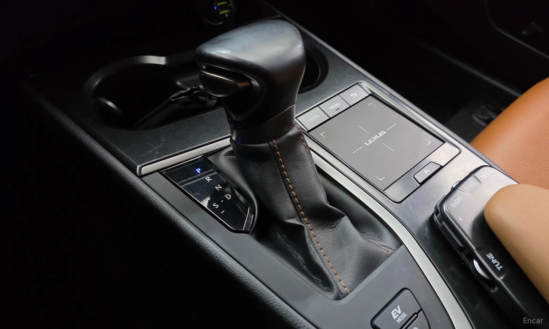 UX250h