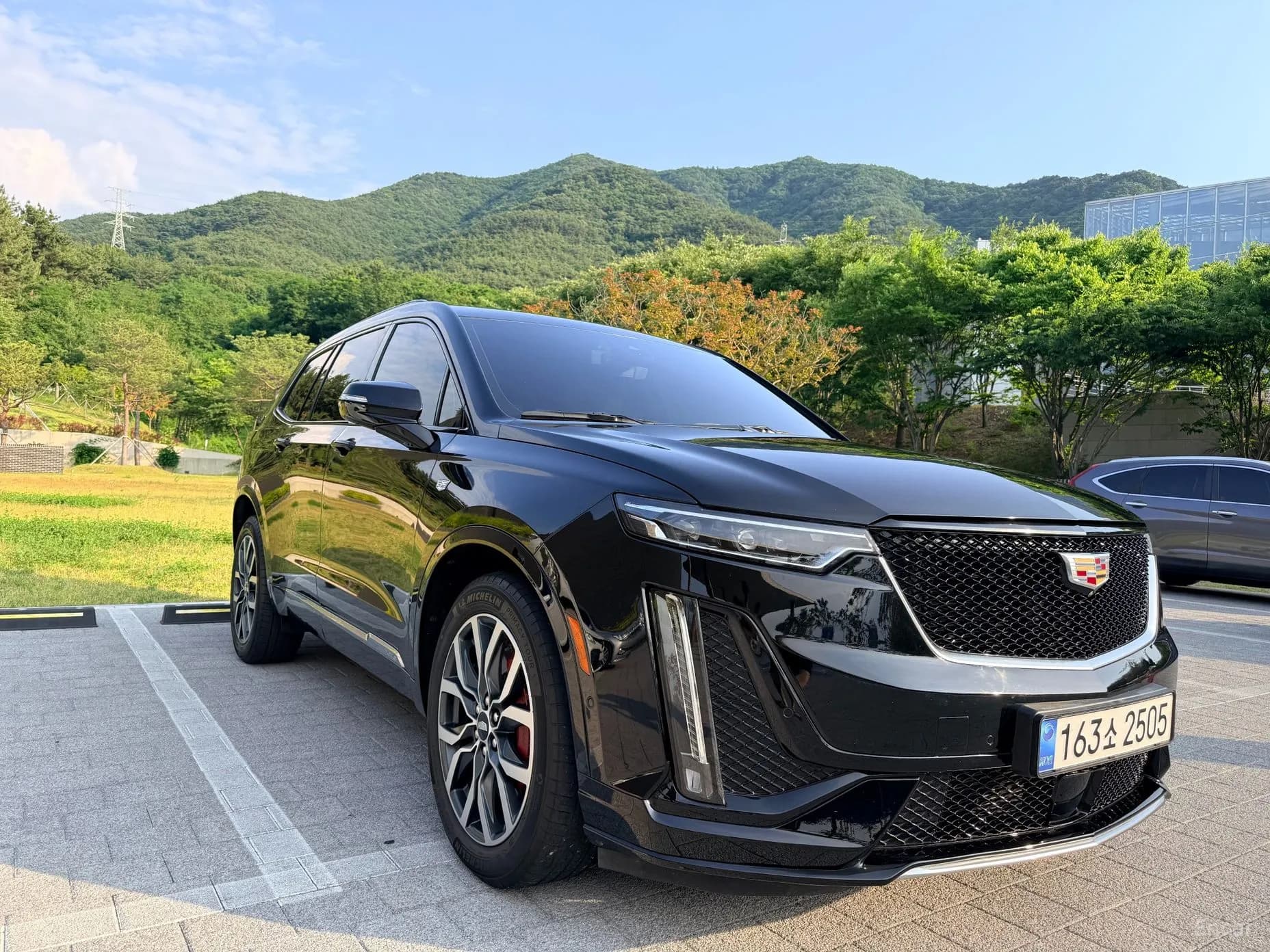 XT6