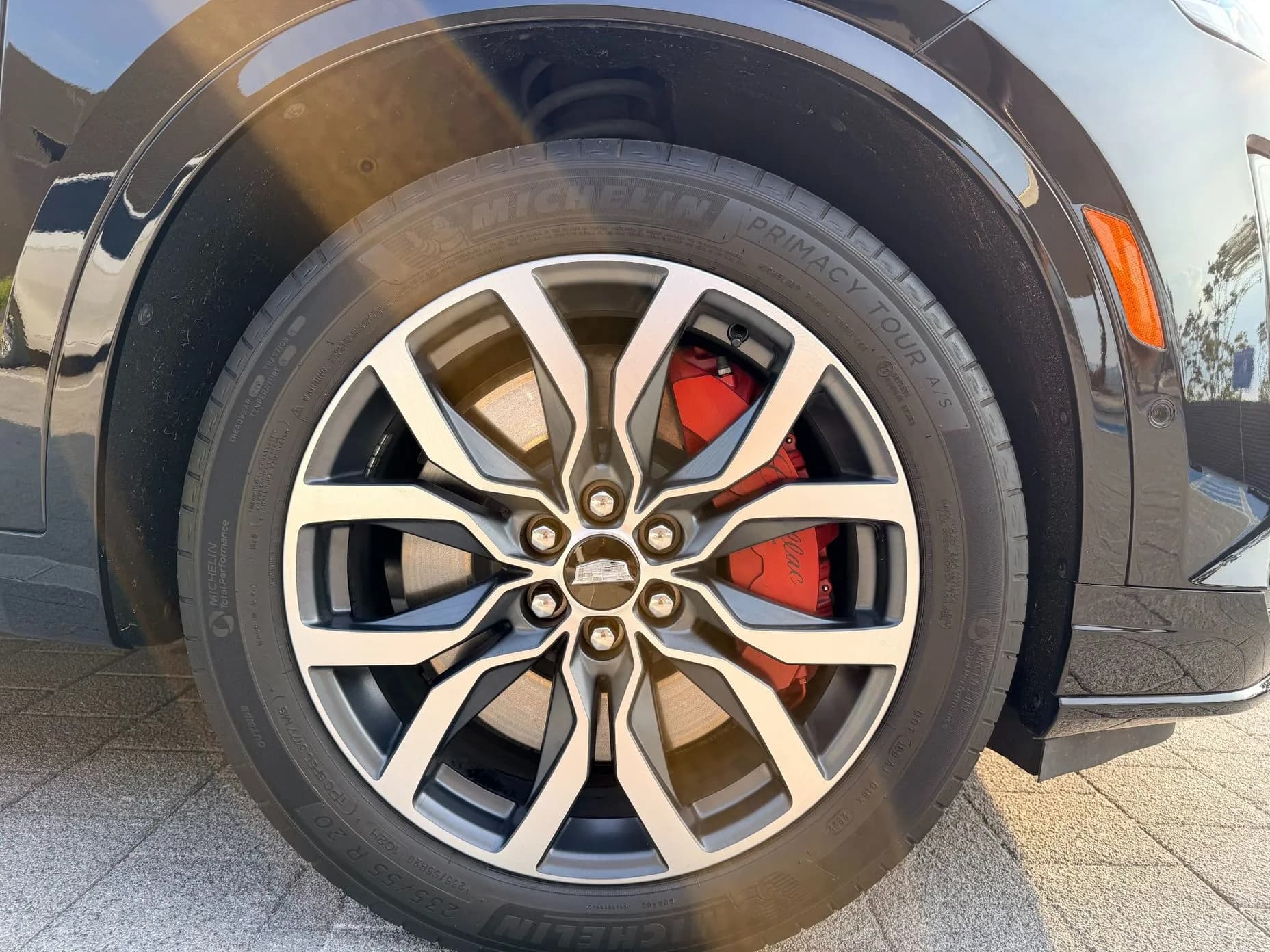 XT6